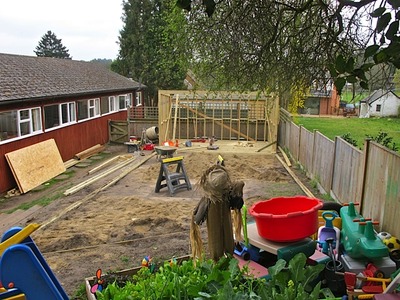 Erecting the open shelter